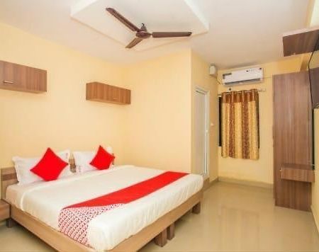 Vivid Homes By Wb Inn Bangalore Bagian luar foto