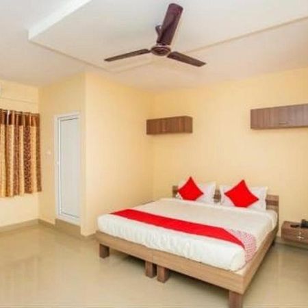 Vivid Homes By Wb Inn Bangalore Bagian luar foto