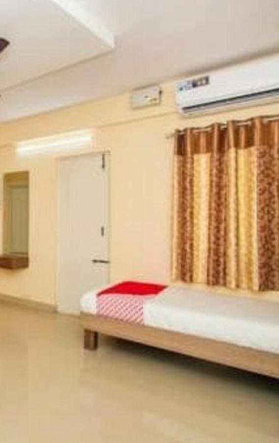 Vivid Homes By Wb Inn Bangalore Bagian luar foto
