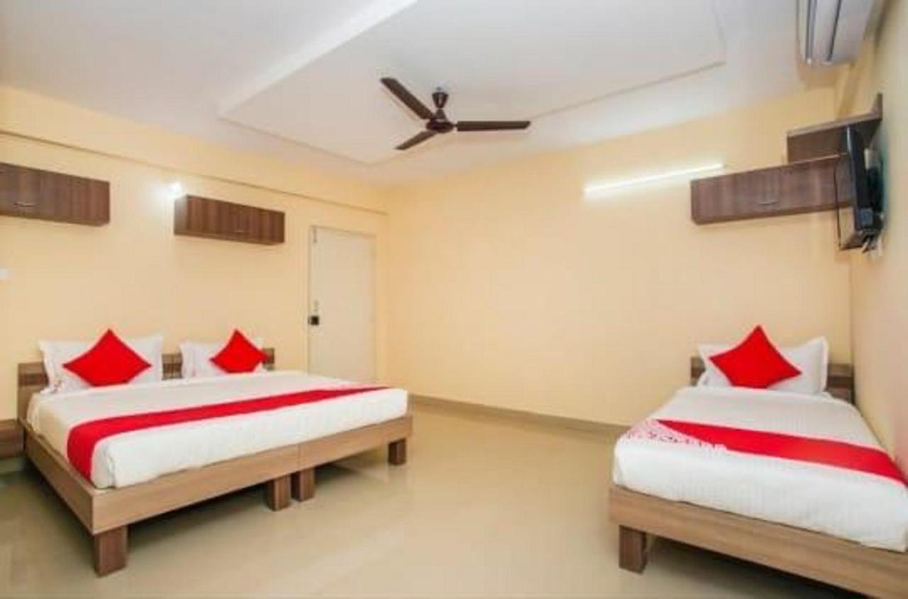 Vivid Homes By Wb Inn Bangalore Bagian luar foto